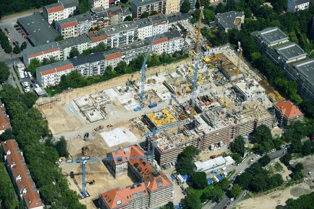 Aerial photograph Berlin - Construction for the reconstruction and expansion of the old buildings listed building of AVILA Projektmanagement GmbH on Mariendorfer Weg in the district Neukoelln in Berlin