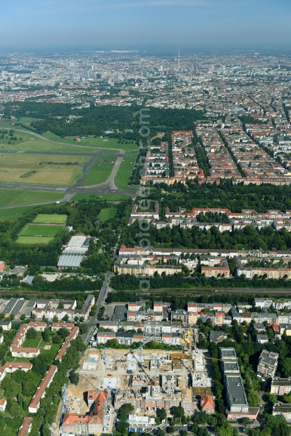 Berlin from the bird's eye view: Construction for the reconstruction and expansion of the old buildings listed building of AVILA Projektmanagement GmbH on Mariendorfer Weg in the district Neukoelln in Berlin