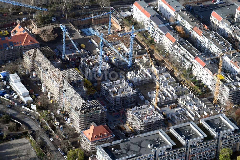 Aerial photograph Berlin - Construction for the reconstruction and expansion of the old buildings listed building of AVILA Projektmanagement GmbH on Mariendorfer Weg in the district Neukoelln in Berlin