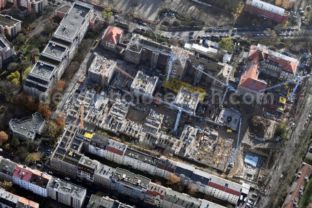 Aerial photograph Berlin - Construction for the reconstruction and expansion of the old buildings listed building of AVILA Projektmanagement GmbH on Mariendorfer Weg in the district Neukoelln in Berlin