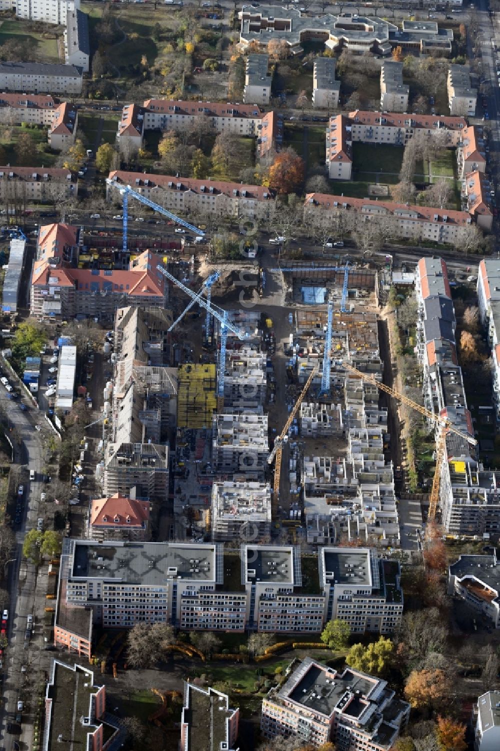 Berlin from the bird's eye view: Construction for the reconstruction and expansion of the old buildings listed building of AVILA Projektmanagement GmbH on Mariendorfer Weg in the district Neukoelln in Berlin