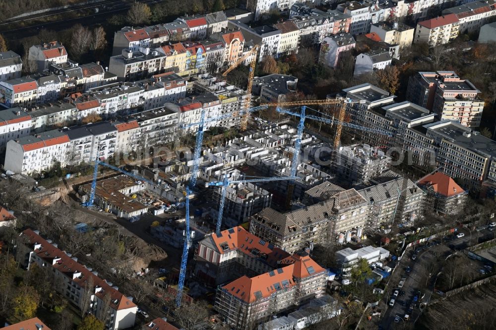 Berlin from the bird's eye view: Construction for the reconstruction and expansion of the old buildings listed building of AVILA Projektmanagement GmbH on Mariendorfer Weg in the district Neukoelln in Berlin