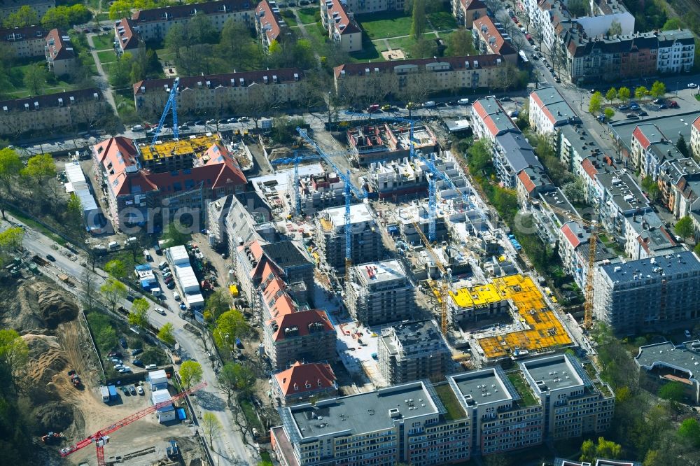 Aerial photograph Berlin - Construction for the reconstruction and expansion of the old buildings listed building on Mariendorfer Weg in the district Neukoelln in Berlin