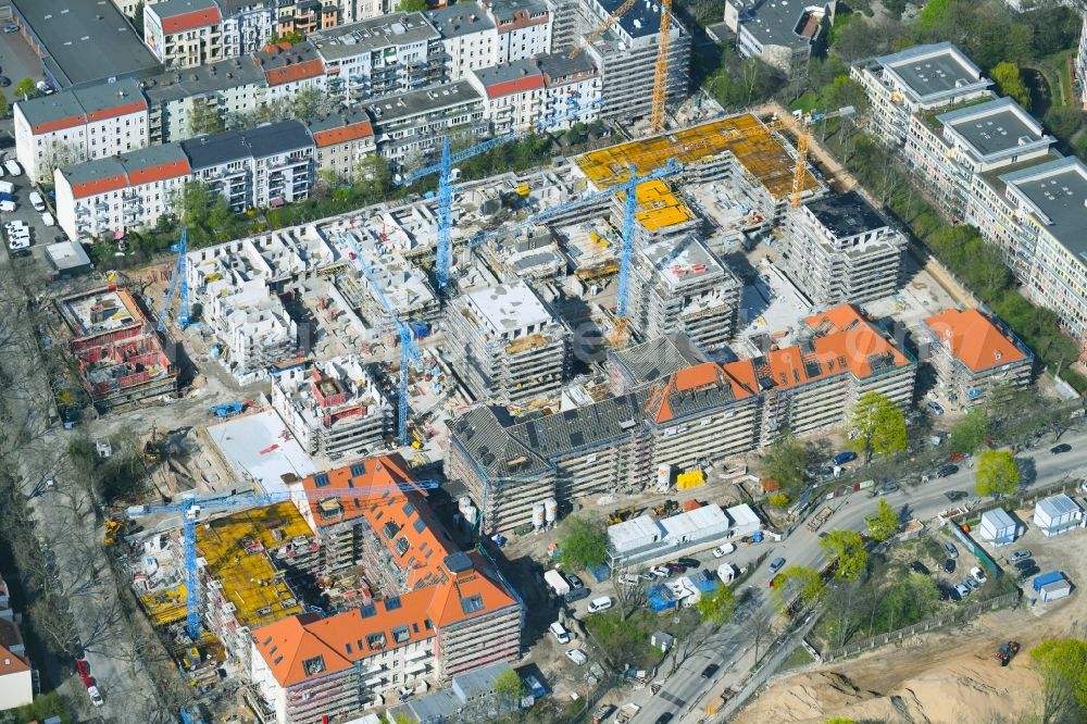 Berlin from above - Construction for the reconstruction and expansion of the old buildings listed building on Mariendorfer Weg in the district Neukoelln in Berlin