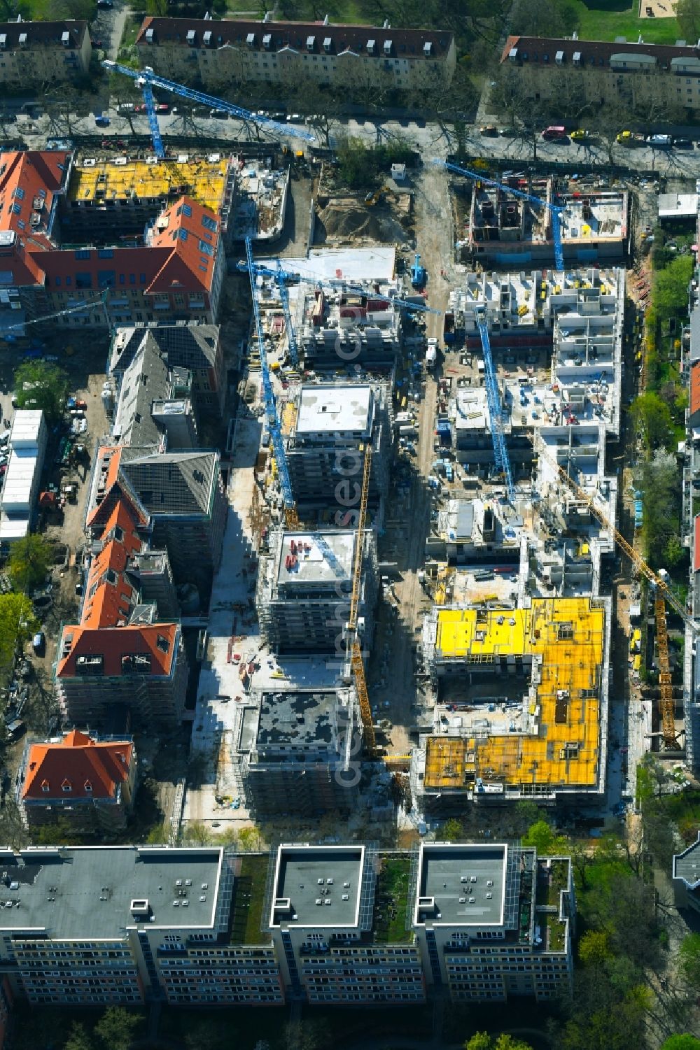 Aerial image Berlin - Construction for the reconstruction and expansion of the old buildings listed building on Mariendorfer Weg in the district Neukoelln in Berlin