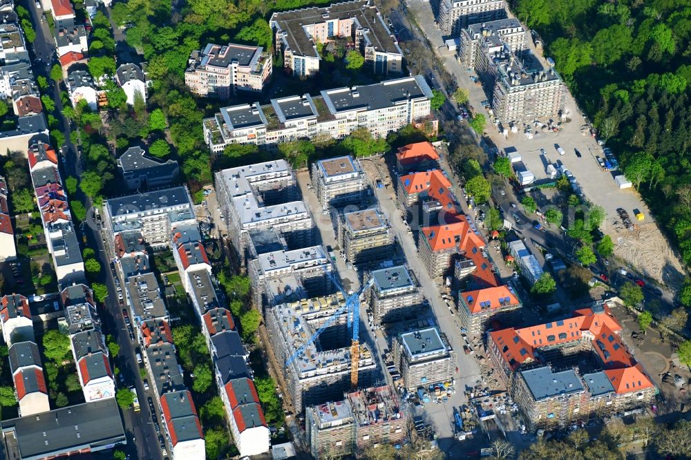 Aerial image Berlin - Construction for the reconstruction and expansion of the old buildings listed building on Mariendorfer Weg in the district Neukoelln in Berlin