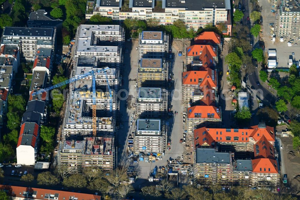 Berlin from above - Construction for the reconstruction and expansion of the old buildings listed building on Mariendorfer Weg in the district Neukoelln in Berlin