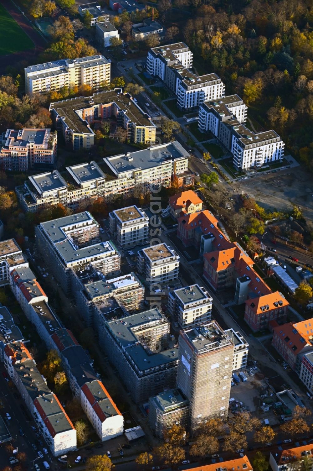 Berlin from above - Construction for the reconstruction and expansion of the old buildings listed building on Mariendorfer Weg in the district Neukoelln in Berlin