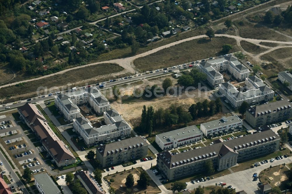 Aerial image Berlin - Construction for the reconstruction and expansion of the old buildings listed building Patersdorfer - Regener - Zachenberger Strasse in the district Karlshorst in Berlin