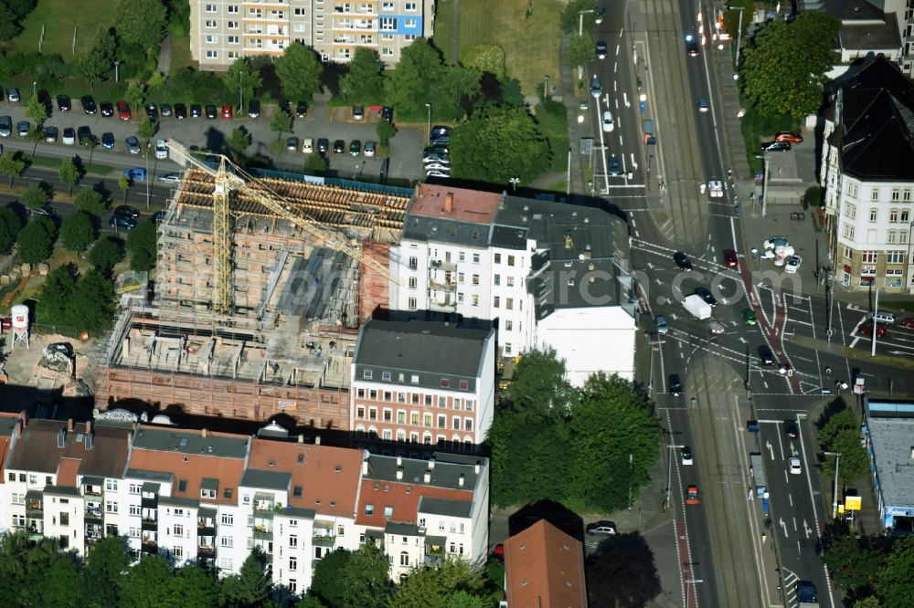 Leipzig from above - Construction for the reconstruction and expansion of the old buildings listed building Perthesstrasse - Gerichtsweg in Leipzig in the state Saxony