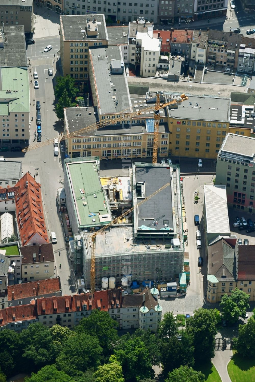 Aerial photograph Augsburg - Construction site for the conversion of the office and commercial building on Hafnerberg - Johannisgasse in Augsburg in the federal state of Bavaria, Germany