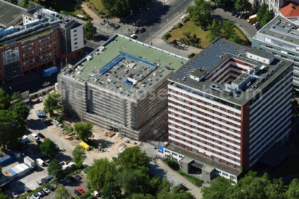 Aerial photograph Berlin - Construction for the reconstruction and renovation of the Federal Ministry for Economic Cooperation and Development in Stresemannstrasse in Berlin, Germany