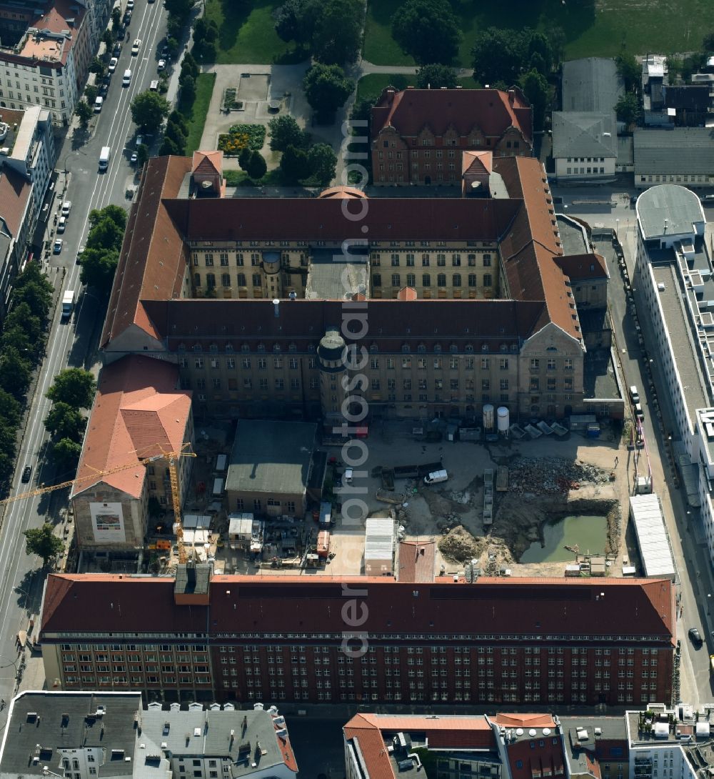 Aerial photograph Berlin - Construction for the reconstruction the formerly Haupttelegrafenamt zum neuen Buero- and Geschaeftskomplex FORUM on MUSEUMSINSEL on Monbijoustrasse - Oranienburger Strasse - Tucholskystrasse - Ziegelstrasse in the district Mitte in Berlin, Germany