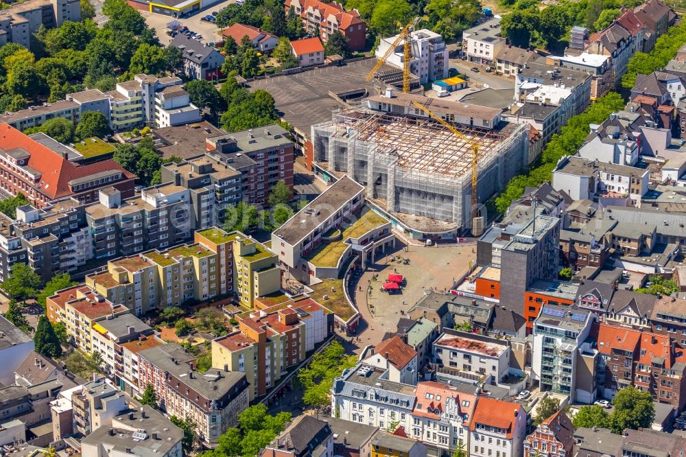 Herne from the bird's eye view: Construction for the reconstruction the formerly Kaufhaus zu einem Buero- and Geschaeftshaus Neue Hoefe Herne on Bahnhofstrasse in Herne in the state North Rhine-Westphalia, Germany