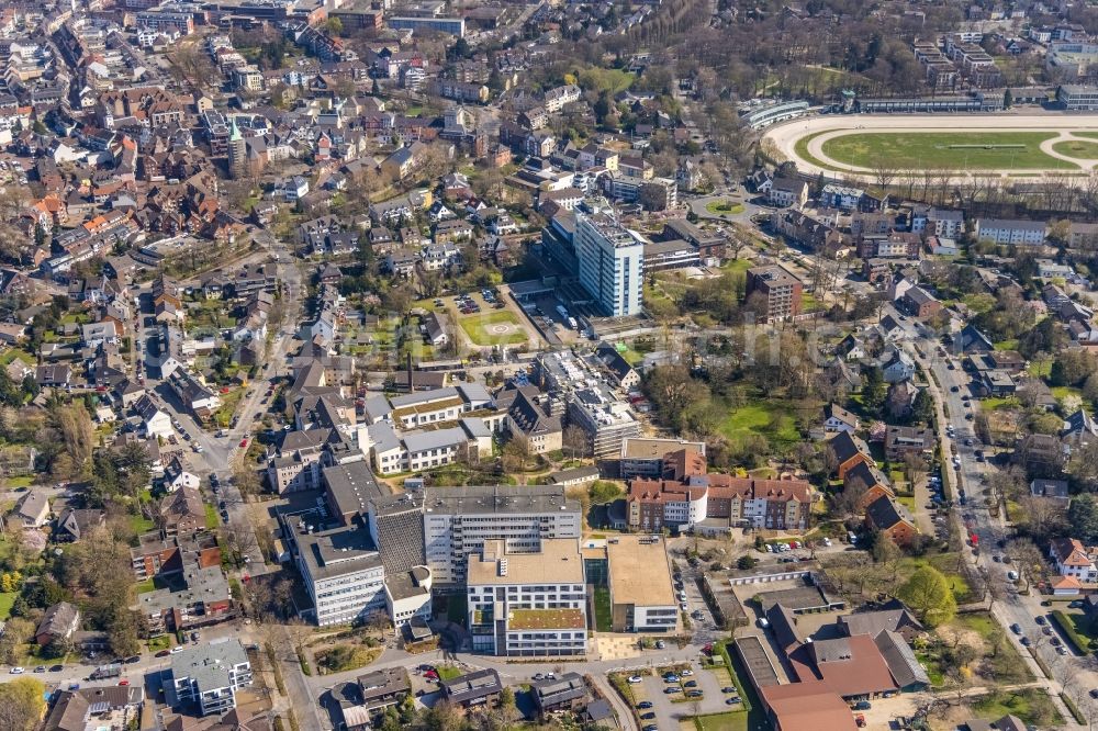 Dinslaken from above - Construction for the reconstruction on Evangelischen Krankenhaus Dinslaken on Kreuzstrasse in Dinslaken in the state North Rhine-Westphalia, Germany