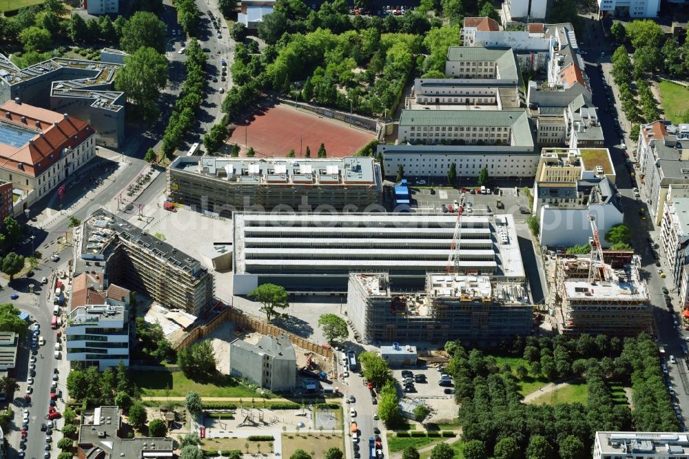 Berlin from the bird's eye view: Construction for the reconstruction Site of the former Berliner wholesale flower market on the Encke road Besselstrasse, Friedrichstrasse; Lindenstrasse in Berlin Kreuzberg in Berlin, Germany