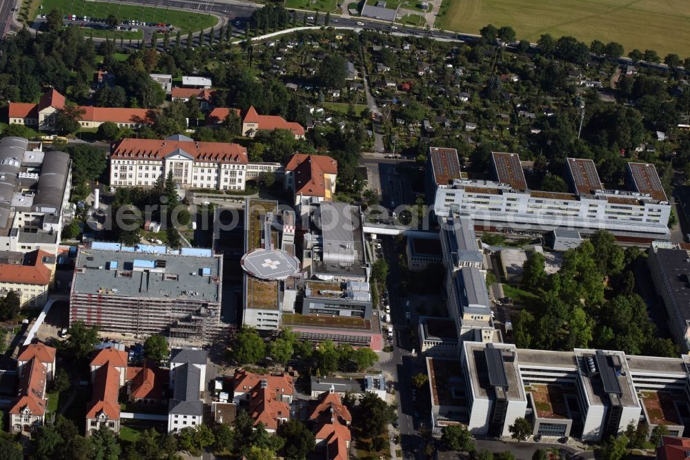 Dresden from the bird's eye view: Construction for the reconstruction of house 32 - surgial emergency unit and OP-Centre of the Universitaetsklinikum Carl Gustav Carus in Dresden in the state Saxony