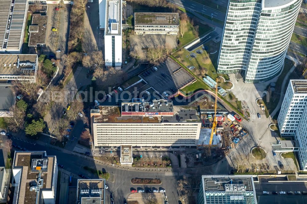 Aerial photograph Düsseldorf - New construction site the hotel complex Radisson Blu Scandinavia Hotel on Karl-Arnold-Platz in the district Golzheim in Duesseldorf in the state North Rhine-Westphalia, Germany