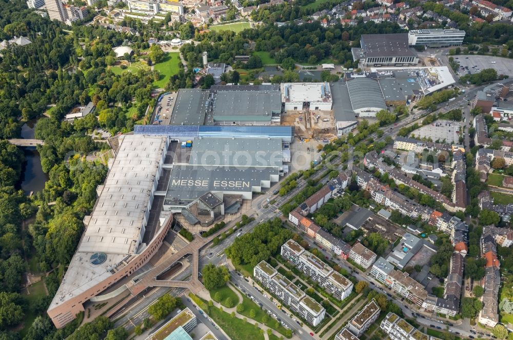 Aerial photograph Essen - Construction for the reconstruction of the fairground in the Norbertstrasse in Essen in the state North Rhine-Westphalia