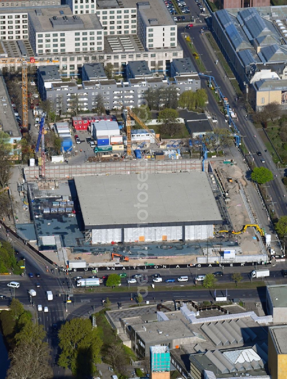 Berlin from the bird's eye view: Construction for the reconstruction of Neue Nationalgalerie on Potsdamer Strasse in Berlin, Germany