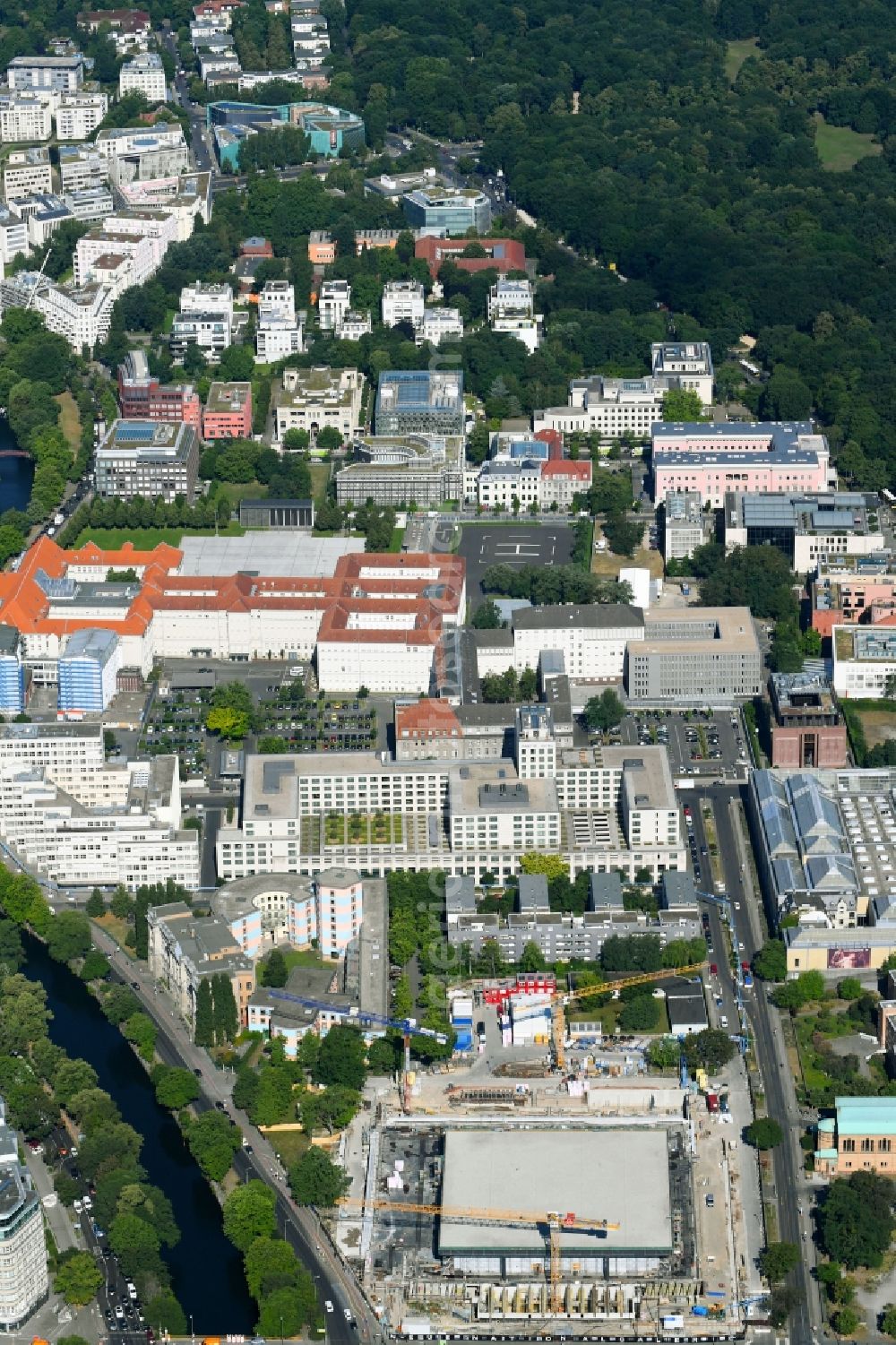 Berlin from the bird's eye view: Construction for the reconstruction of Neue Nationalgalerie on Potsdamer Strasse in Berlin, Germany