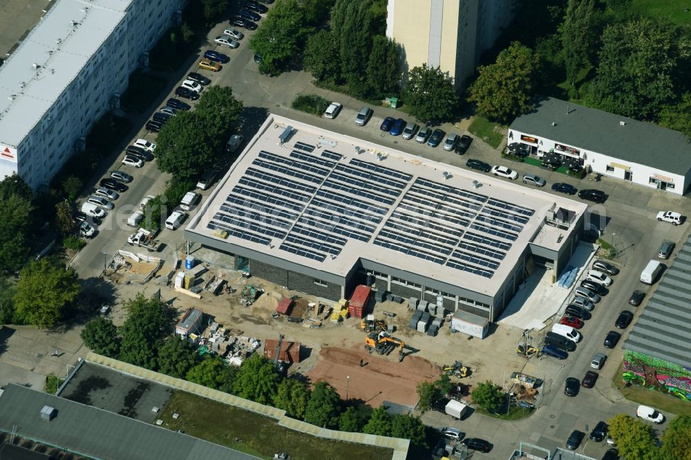 Berlin from the bird's eye view: Construction for the reconstruction eines neuen ALDI - NORD in the district Marzahn-Hellersdorf in Berlin, Germany