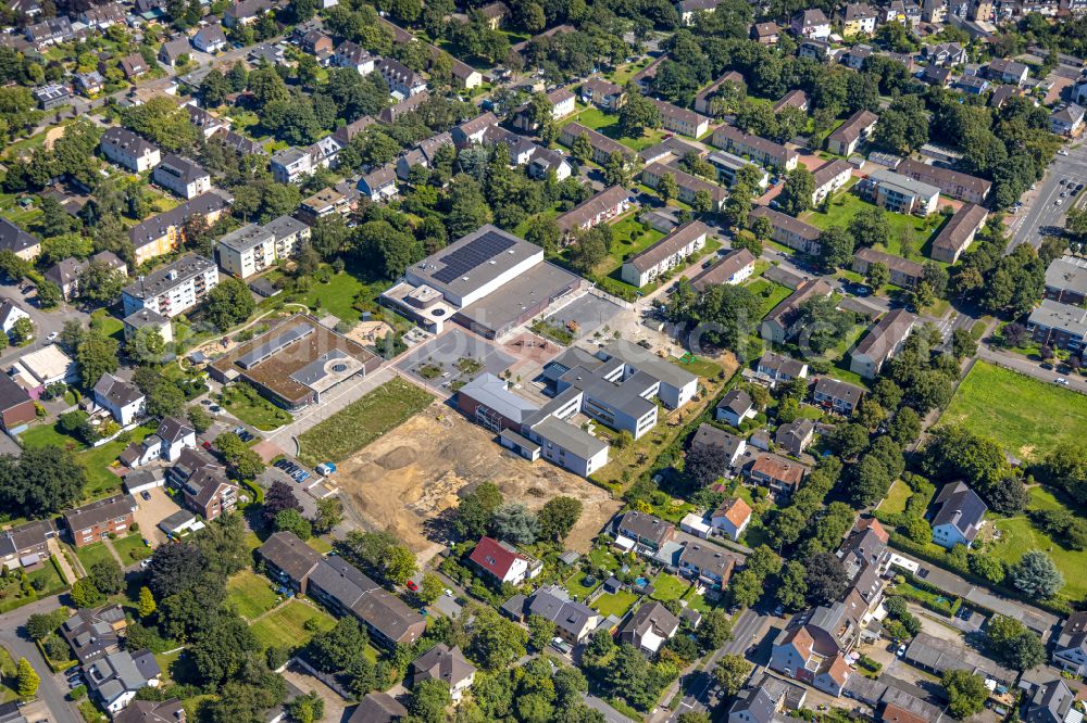 Aerial photograph Dinslaken - New construction site for the construction of a kindergarten building and Nursery school on Hagenstrasse in the district Eppinghoven in Dinslaken at Ruhrgebiet in the state North Rhine-Westphalia, Germany