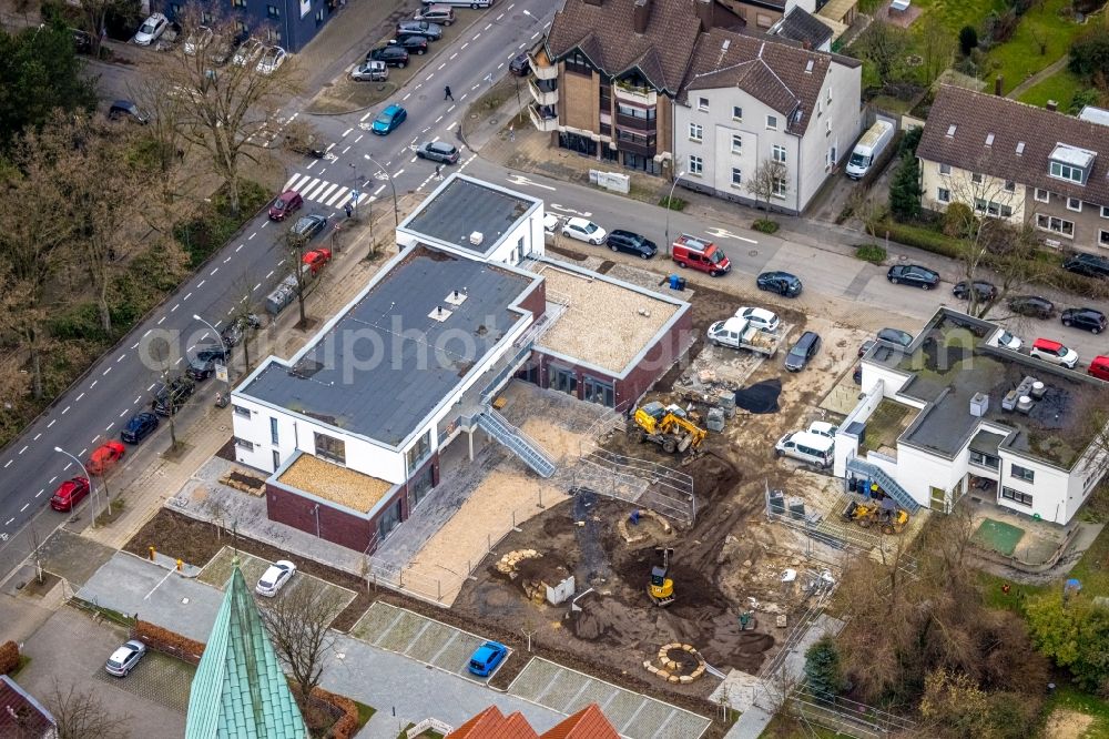 Aerial photograph Gladbeck - New construction site for the construction of a kindergarten building and Nursery school on Postallee - Mittelstrasse in Gladbeck at Ruhrgebiet in the state North Rhine-Westphalia, Germany