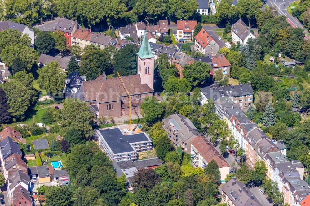 Bochum from above - New construction site for the construction of a kindergarten building and Nursery school on Feldsieper Strasse with Blick auf die Russisch-Orthodoxe Kirche Heilige Dreifaltigkeit in the district Hamme in Bochum in the state North Rhine-Westphalia, Germany