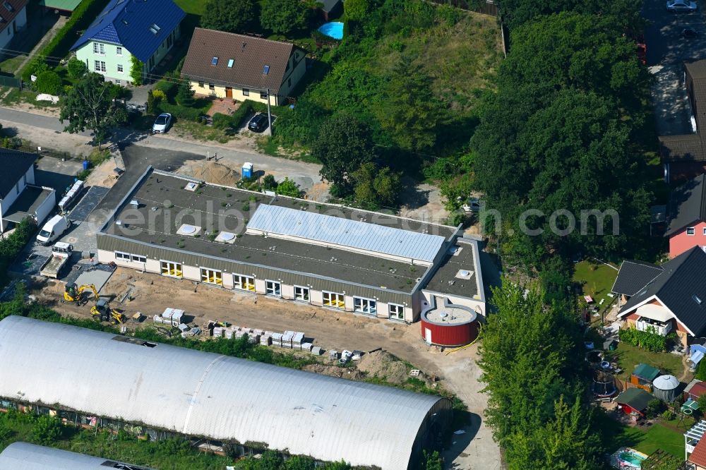 Aerial photograph Berlin - New construction site for the construction of a kindergarten building and Nursery school Traumzauberhaus in the district Kaulsdorf in Berlin, Germany