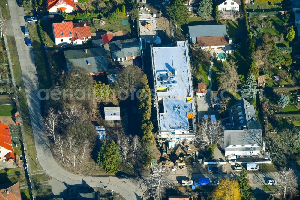 Berlin from the bird's eye view: Of new construction site for the construction of a kindergarten building and Nursery school on Dirschauer Strasse in the district Mahlsdorf in Berlin, Germany