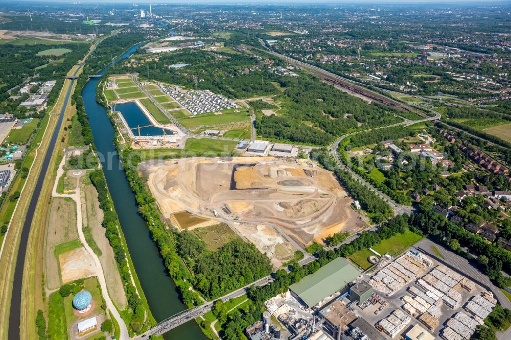 Aerial image Gelsenkirchen - Building site for the construction and layout of a new park with paths and green areas in Gelsenkirchen in the state North Rhine-Westphalia, Germany