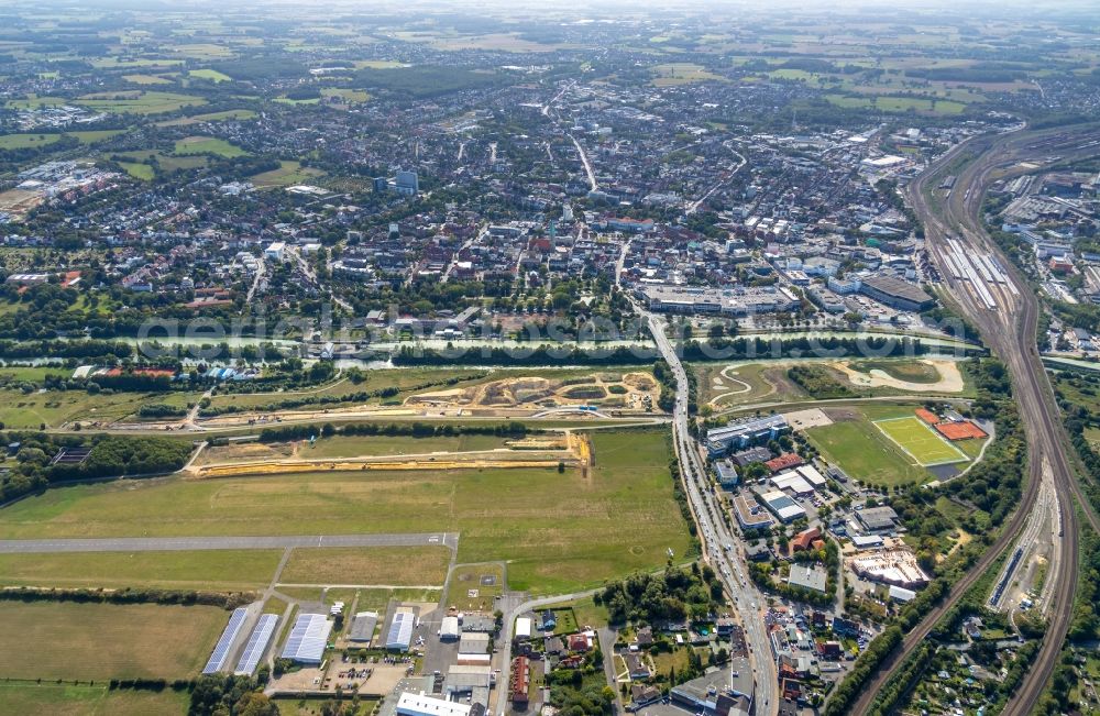 Hamm from the bird's eye view: Building site for the construction and layout of a new park with paths and green areas of Erlebnisraum Lippeaue along the Lippe in Hamm in the state North Rhine-Westphalia, Germany