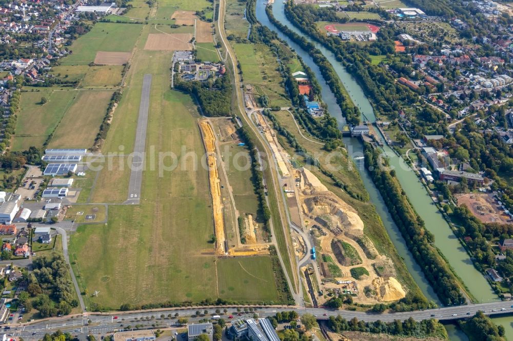 Hamm from above - Building site for the construction and layout of a new park with paths and green areas of Erlebnisraum Lippeaue along the Lippe in Hamm in the state North Rhine-Westphalia, Germany