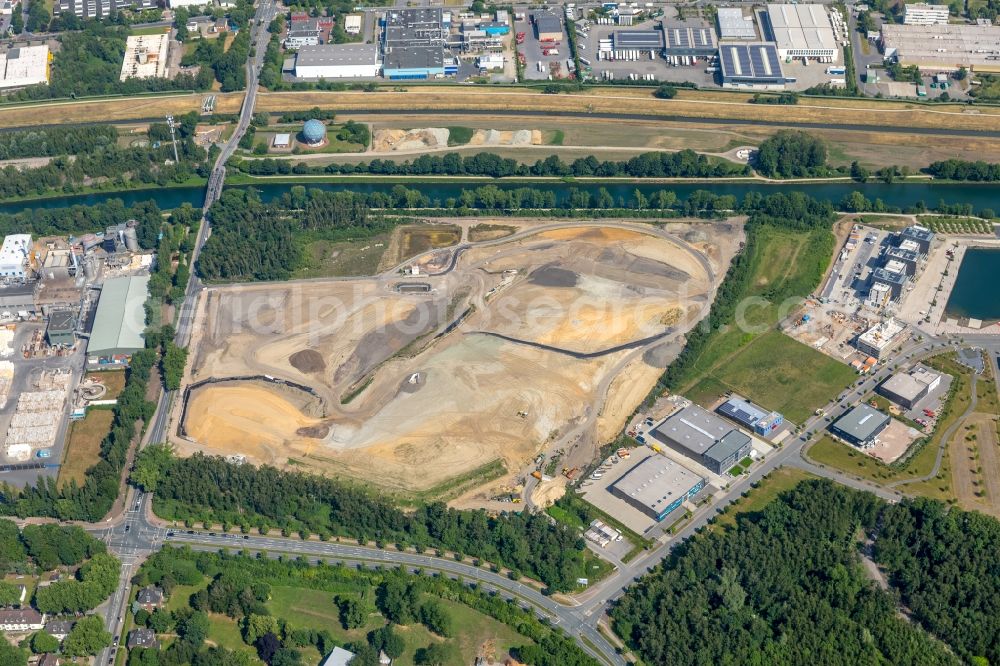 Aerial photograph Gelsenkirchen - Building site for the construction and layout of a new park with paths and green areas in Gelsenkirchen in the state North Rhine-Westphalia, Germany