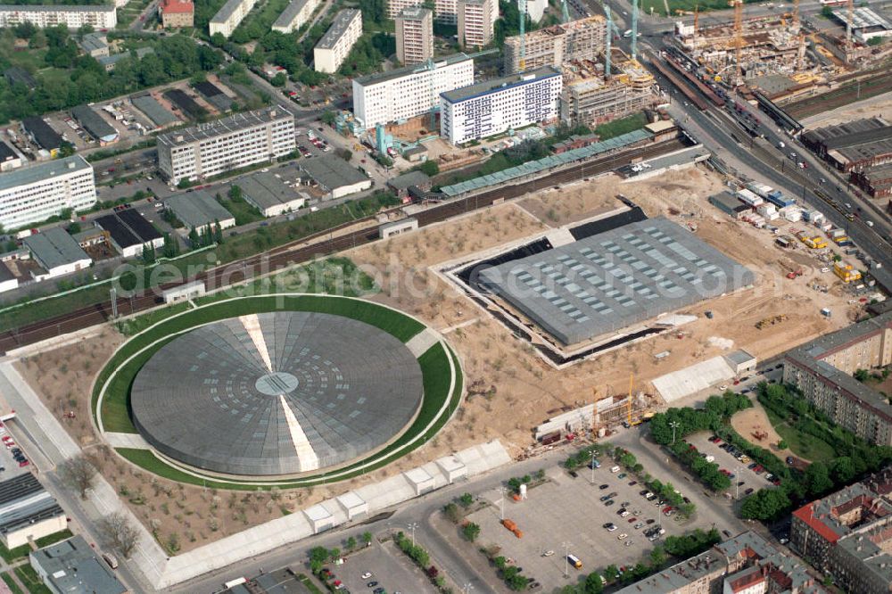 Berlin from above - Construction site of the velodrome at the Landsberger Allee by the OSB Sportstättenbauten