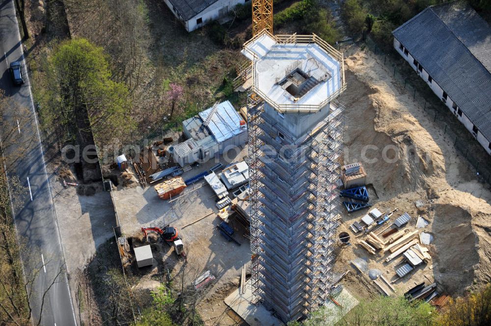 Aerial photograph PRÖTZEL OT Heidekrug - Baustelle zur Errichtung eines Wetterradarturmes des DWD auf dem Gelände der ehemaligen Kaserne Heidekrug. Der durch die mib - märkische ingenieurbau gmbh errichtete Stahlbetonturm wurde eingerüstet durch die Frirma Schröter Gerüstbau. Construction site to build a weather radar tower of the DWD in the grounds of the former barracks Heidekrug.