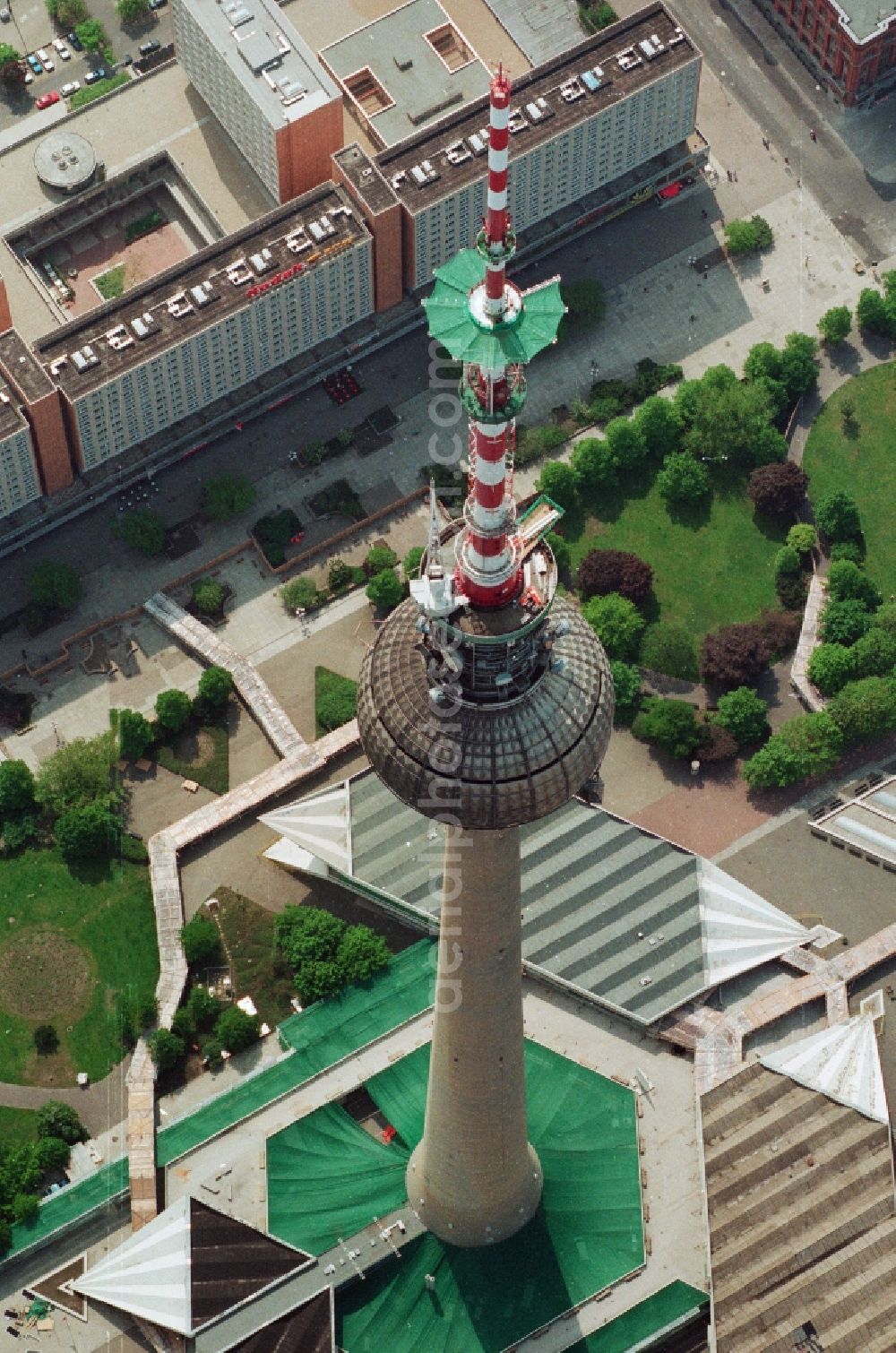 Aerial photograph Berlin Mitte - Construction site for the extension and increase of the antenna carrier-mast on the ball of the Berlin TV Tower in Berlin - Mitte