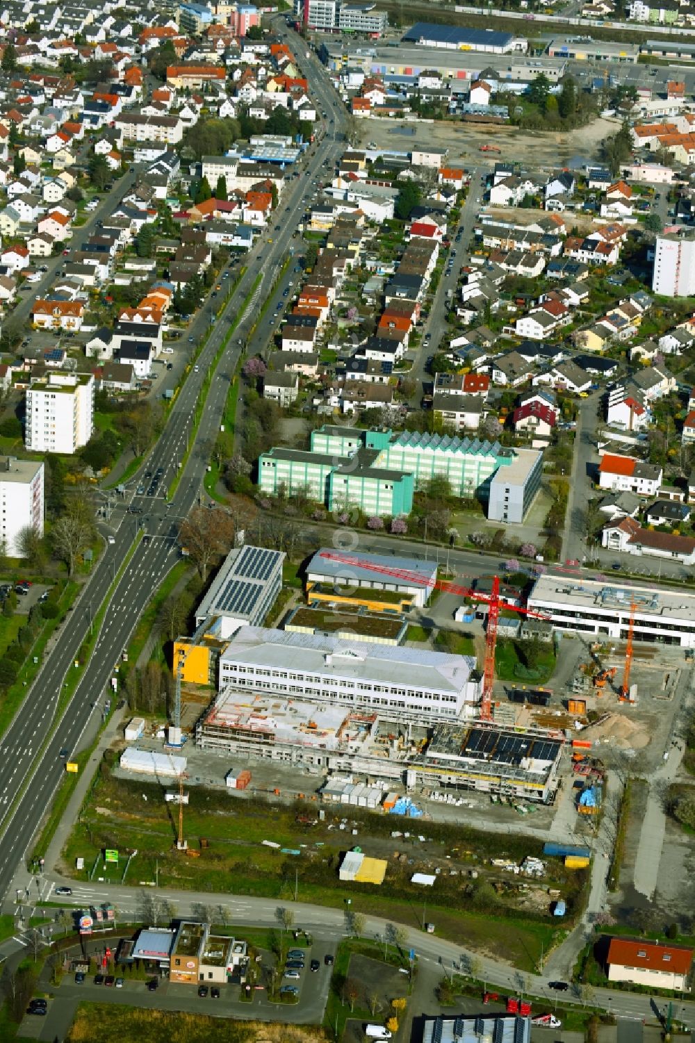 Bensheim from above - Construction site for the conversion and extension and renovation of the school building of the Karl Kuebel School in Bensheim in the state of Hesse, Germany