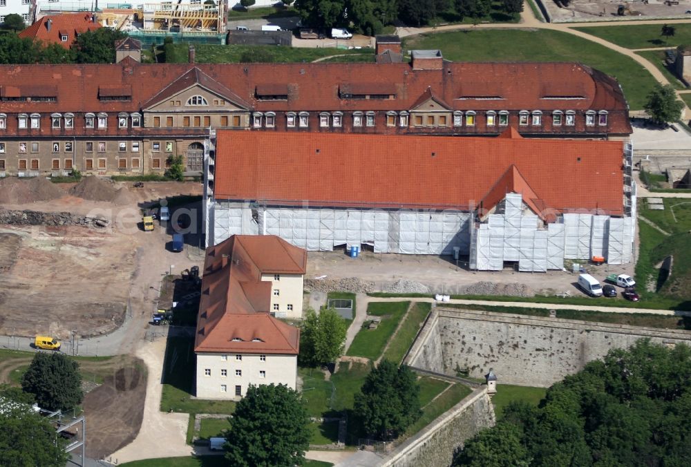 Aerial photograph Erfurt - Construction site for the restoration of the Peterskirche for the Federal Garden Show 2021 on the Petersberg in Erfurt in the state of Thuringia, Germany