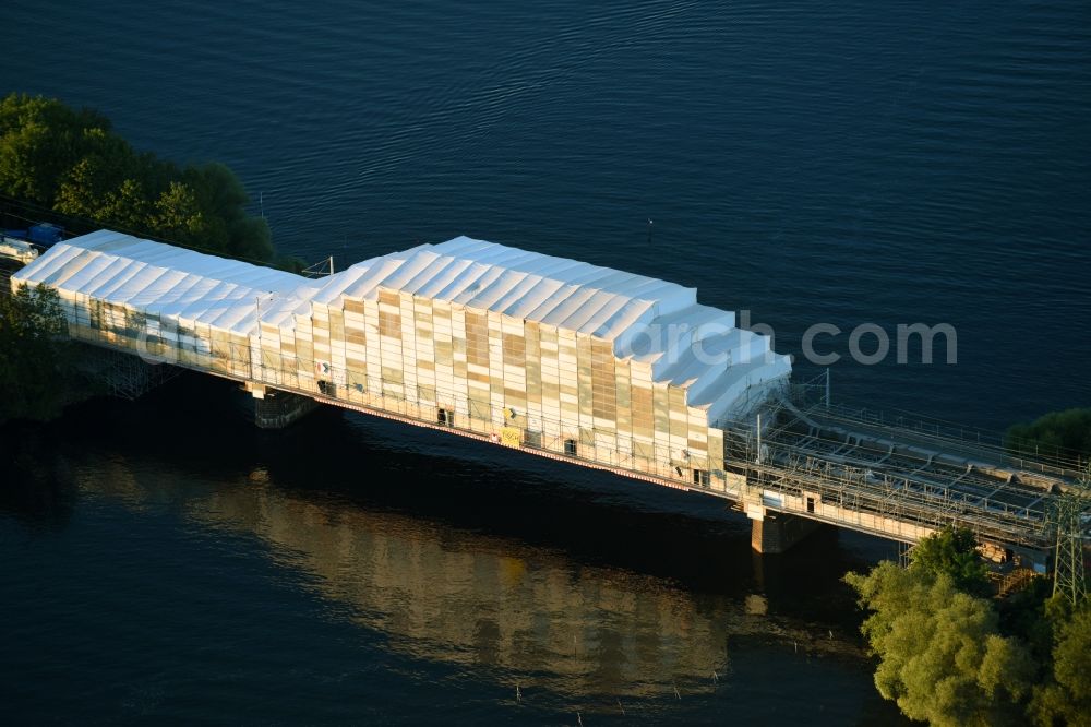 Potsdam from the bird's eye view: Construction for the renovation of the railway bridge building to route the train tracks An der Pirschheide in the district Westliche Vorstadt in Potsdam in the state Brandenburg, Germany