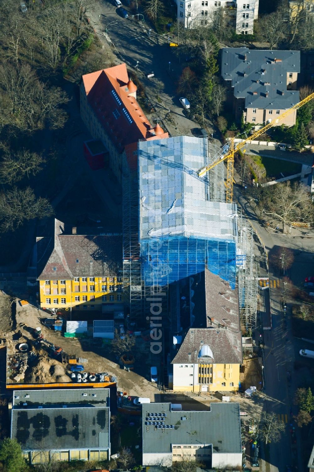 Aerial image Berlin - Construction for the reconstruction of Fichtenberg-Oberschule on Rothenburgstrasse in the district Steglitz in Berlin, Germany