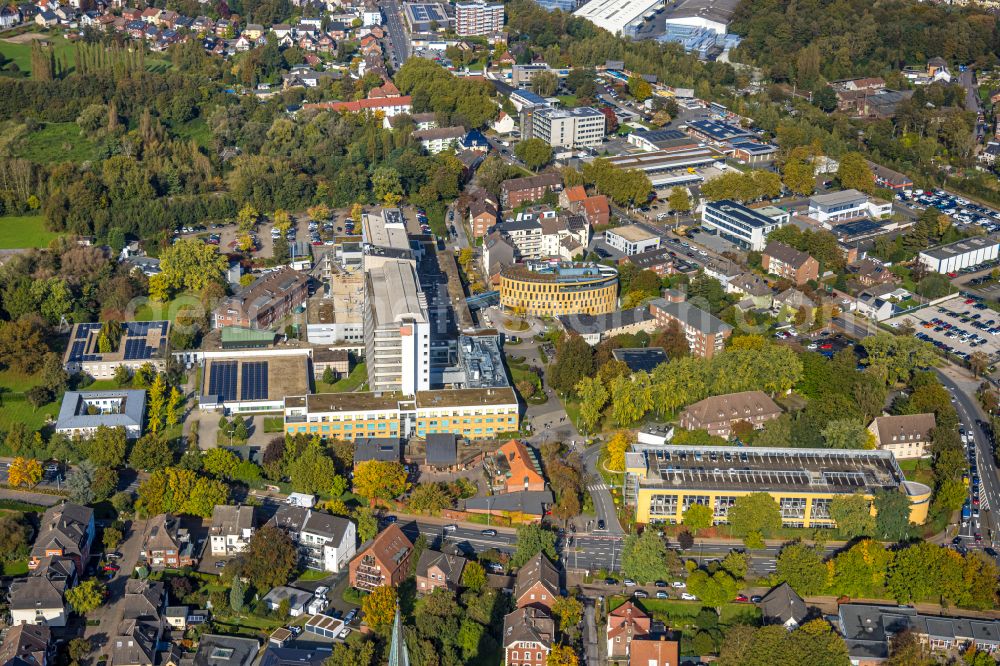 Lünen from above - Construction site for the renovation of a building on the clinic premises of the hospital St. Marien Hospital on street Altstadtstrasse in Luenen at Ruhrgebiet in the state North Rhine-Westphalia, Germany