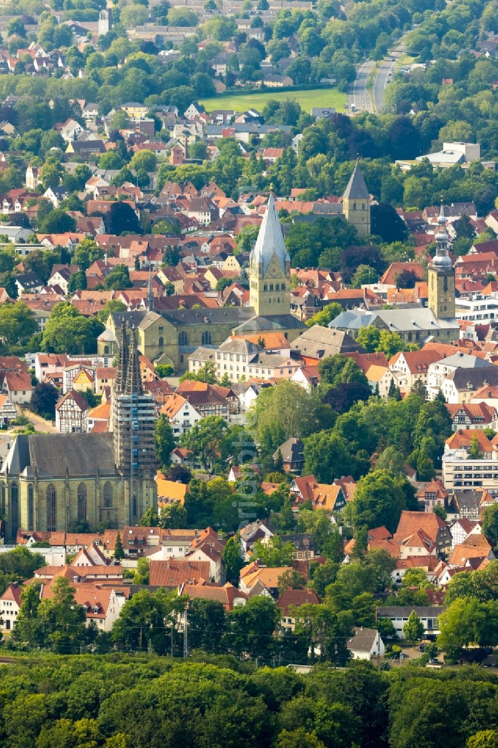 Soest from the bird's eye view: Construction site for renovation at the church building of the Sankt Maria zur Wiese in Soest in the federal state of North Rhine-Westphalia, Germany