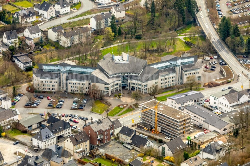 Meschede from above - Construction site for the nrenovation of a Apartments and office building on Steinstrasse in Meschede in the state North Rhine-Westphalia, Germany