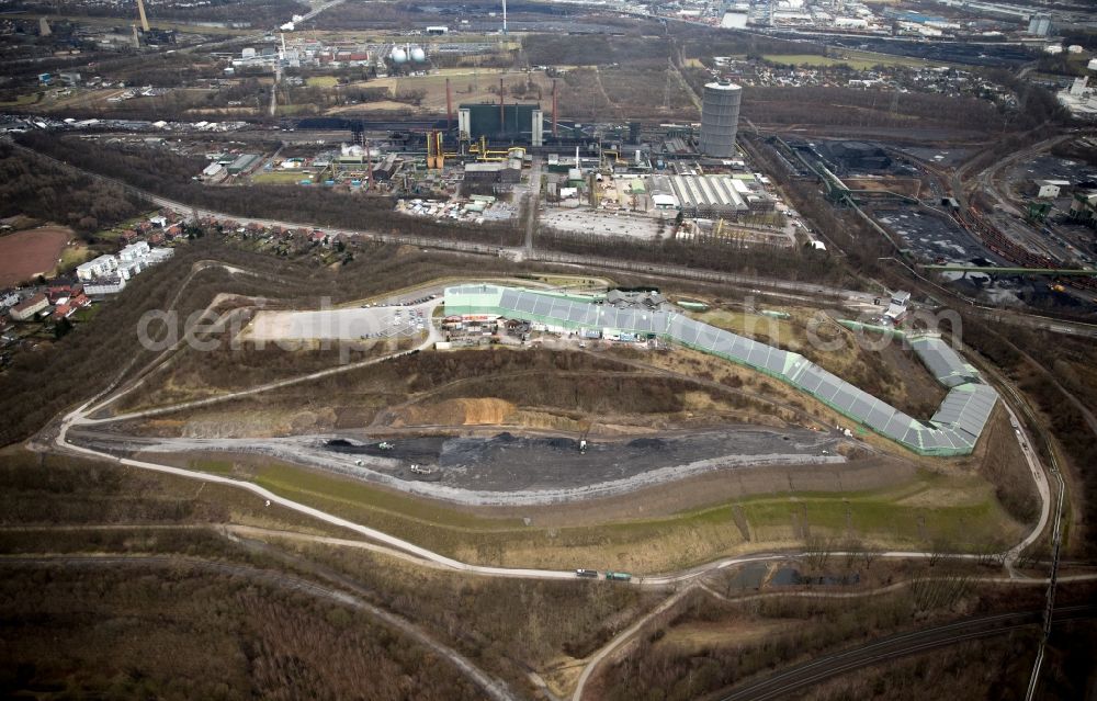 Bottrop from the bird's eye view: Construction site to stabilize the Prosper heap on the north side of the Alpincenter in Bottrop in the state of North Rhine-Westphalia, Germany