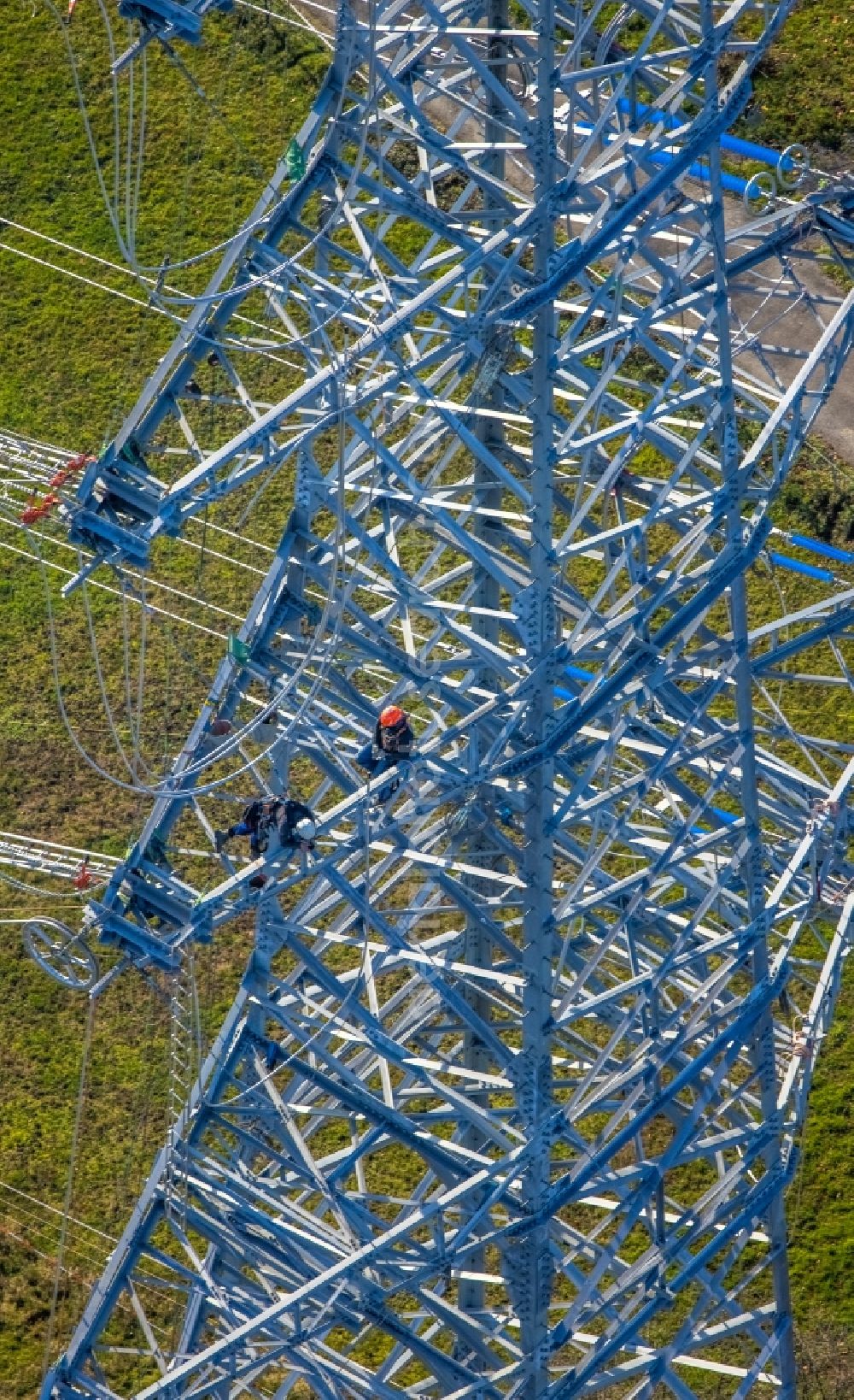 Aerial image Herdecke - Construction on electric pole installation in the district Ende in Herdecke in the state North Rhine-Westphalia, Germany