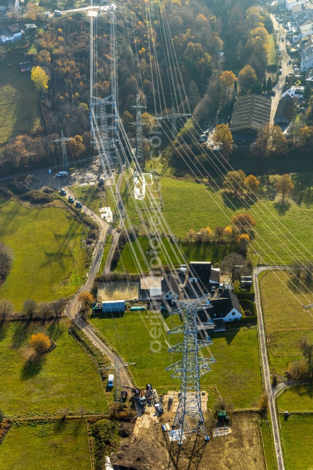 Herdecke from the bird's eye view: Construction on electric pole installation in the district Ende in Herdecke in the state North Rhine-Westphalia, Germany