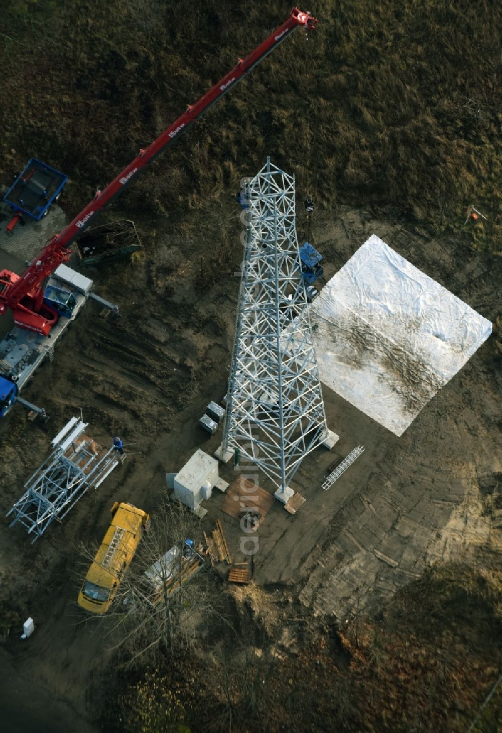 Werneuchen from above - Construction on electric pole installation in Werneuchen in the state Brandenburg