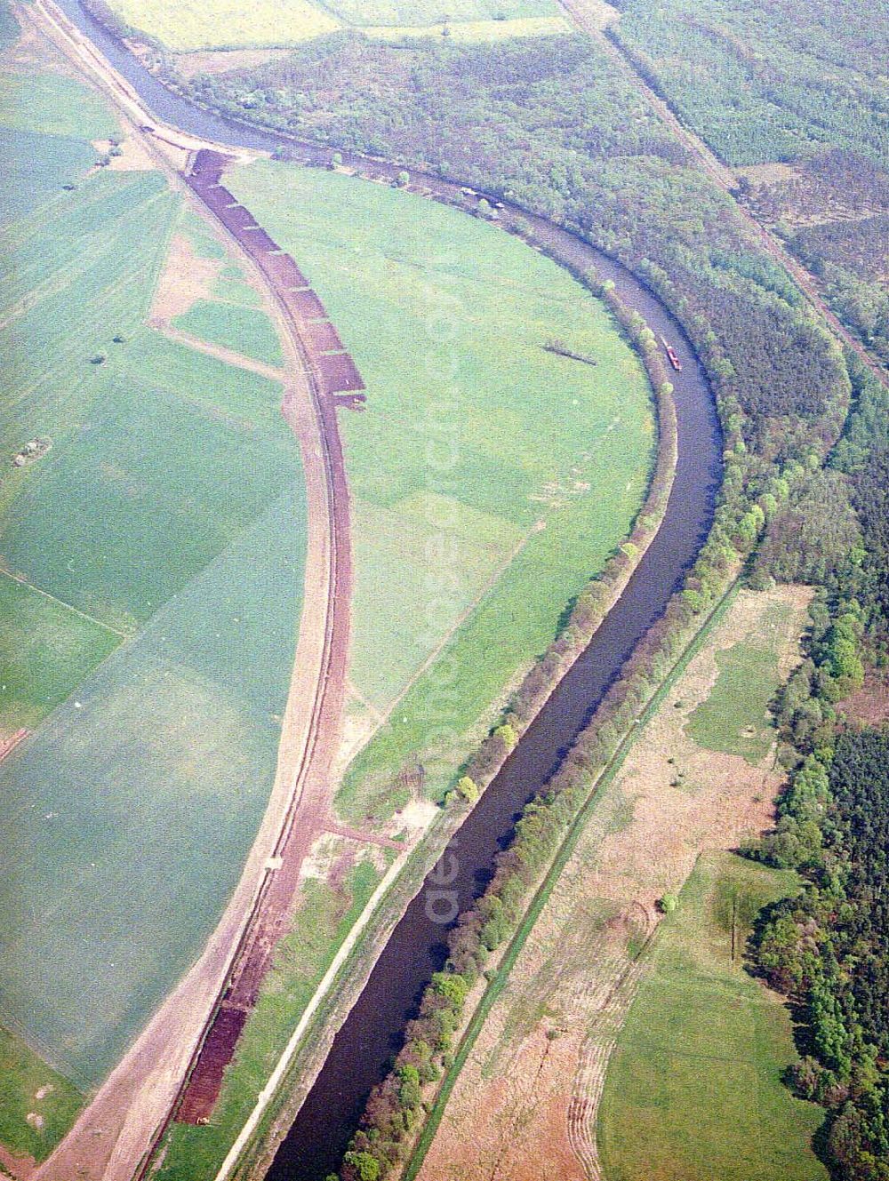 Parchau from above - Baustelle zur Umleitung des Elbe - Havel - Kanal im Bereich von Parchau.